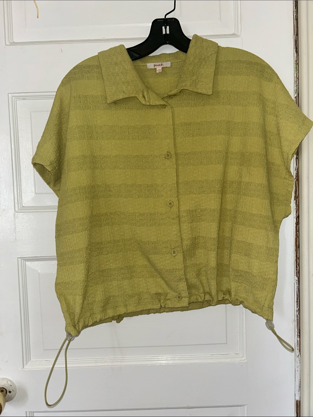 Textured Short-Sleeve Button Front Top in Olive Green